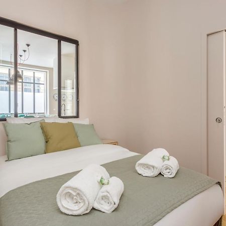 Design Et Confort Near Champs Elysees Paris Luaran gambar