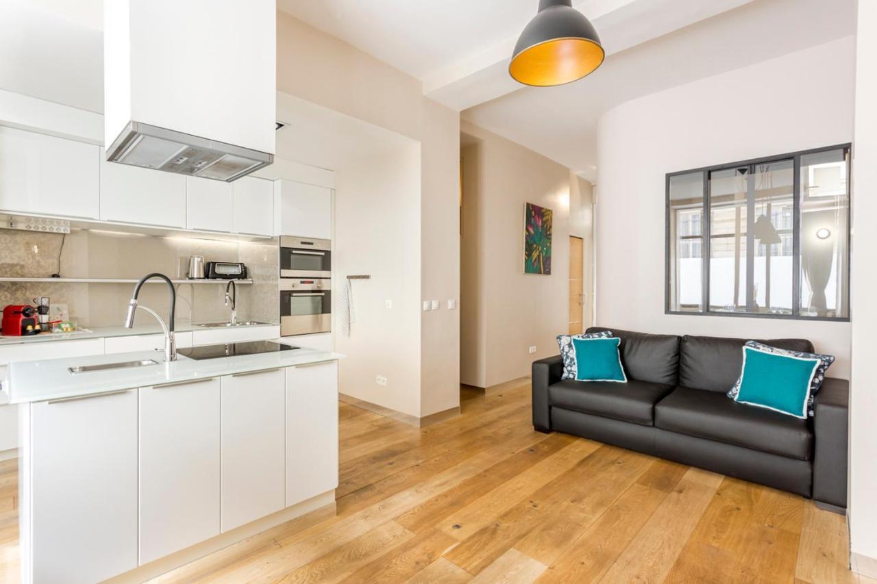 Design Et Confort Near Champs Elysees Paris Luaran gambar