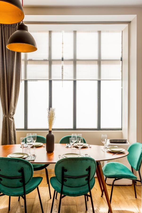 Design Et Confort Near Champs Elysees Paris Luaran gambar