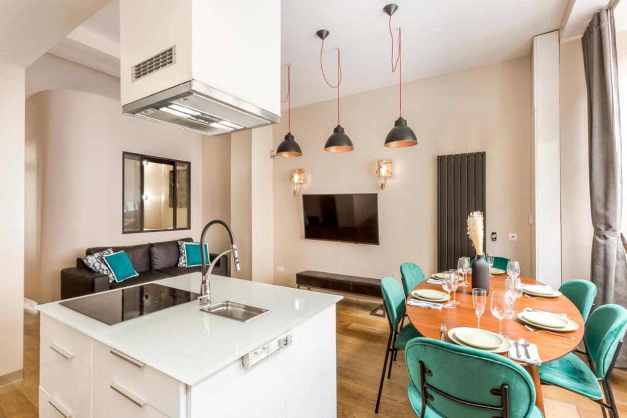 Design Et Confort Near Champs Elysees Paris Luaran gambar