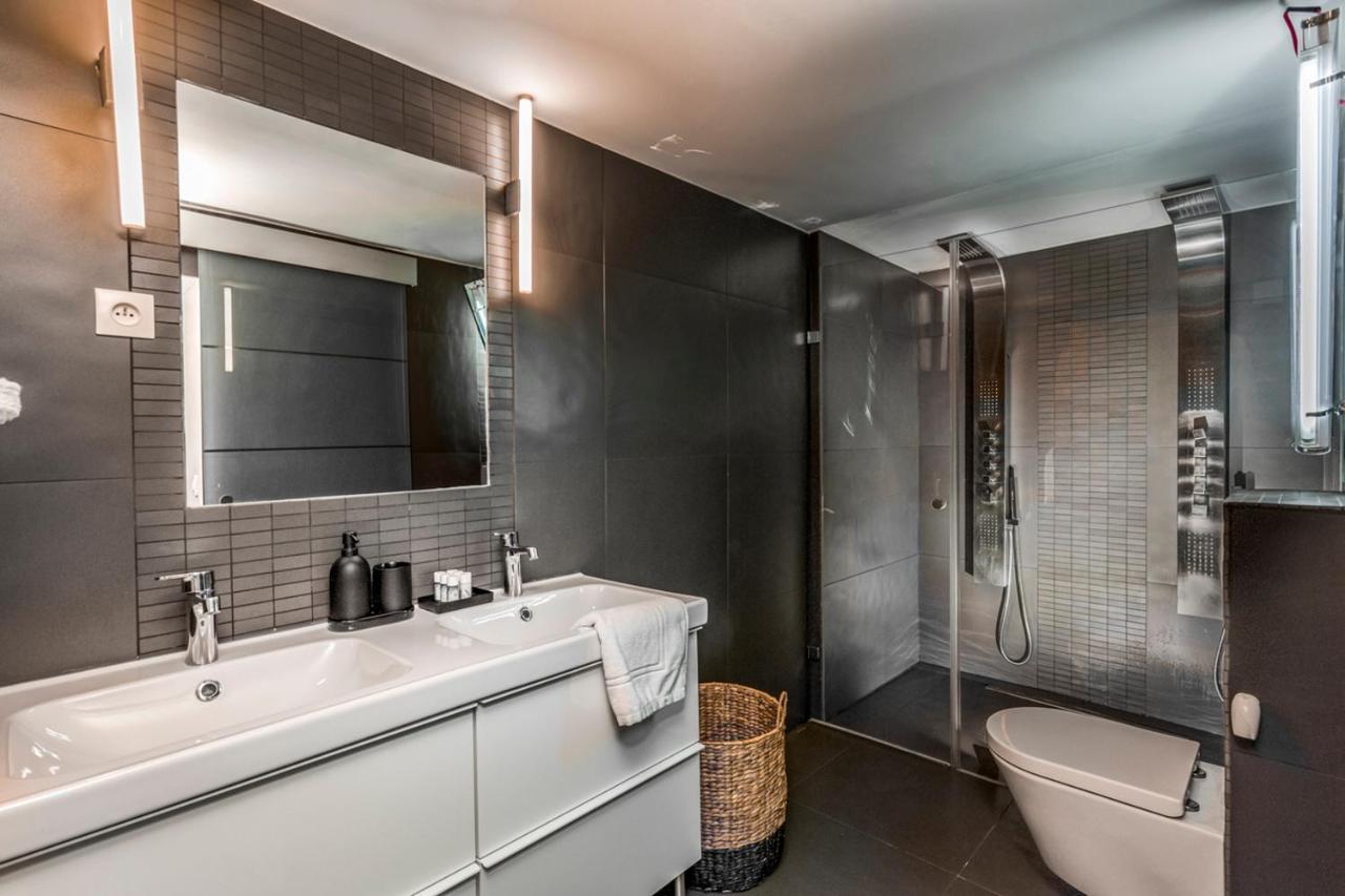 Design Et Confort Near Champs Elysees Paris Luaran gambar