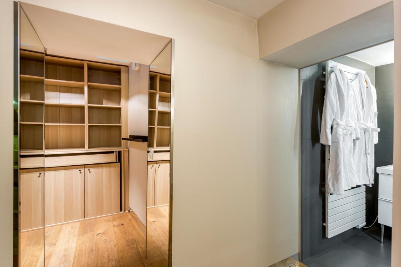 Design Et Confort Near Champs Elysees Paris Luaran gambar